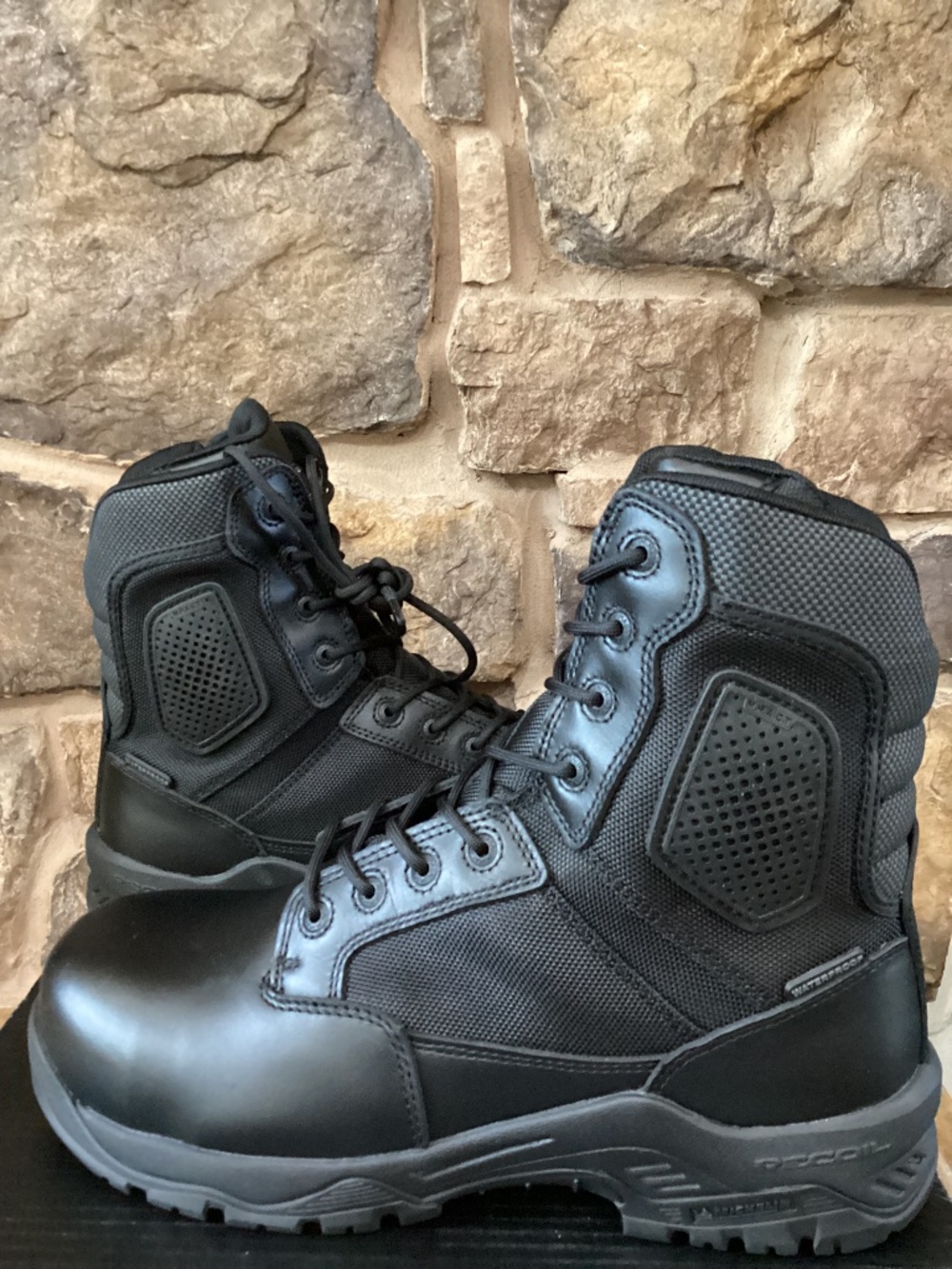 Magnum Strike Force 8.0 SZ WP CT Mens 12 Combat Boots Black Michelin New In Box